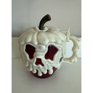 Disney Parks Poison‎ Apple Souvenir Halloween Cup Disneyland